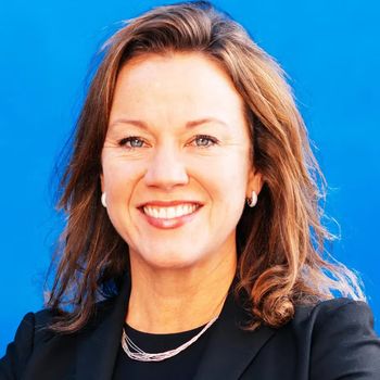 A picture of Katherine Casey smiling